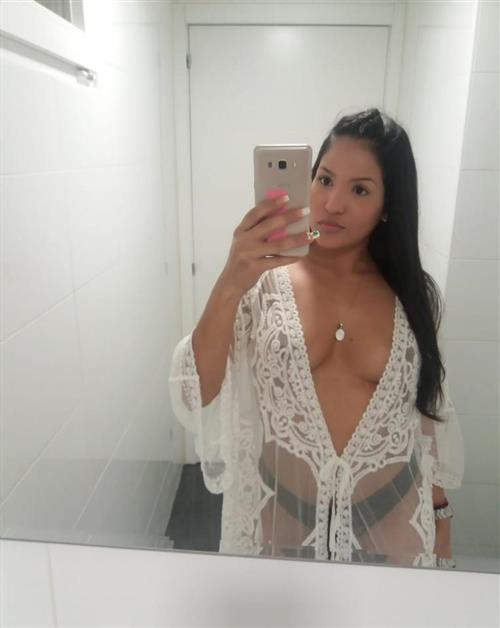 Loveliah, 24 años, puta en Las Palmas fotos reales